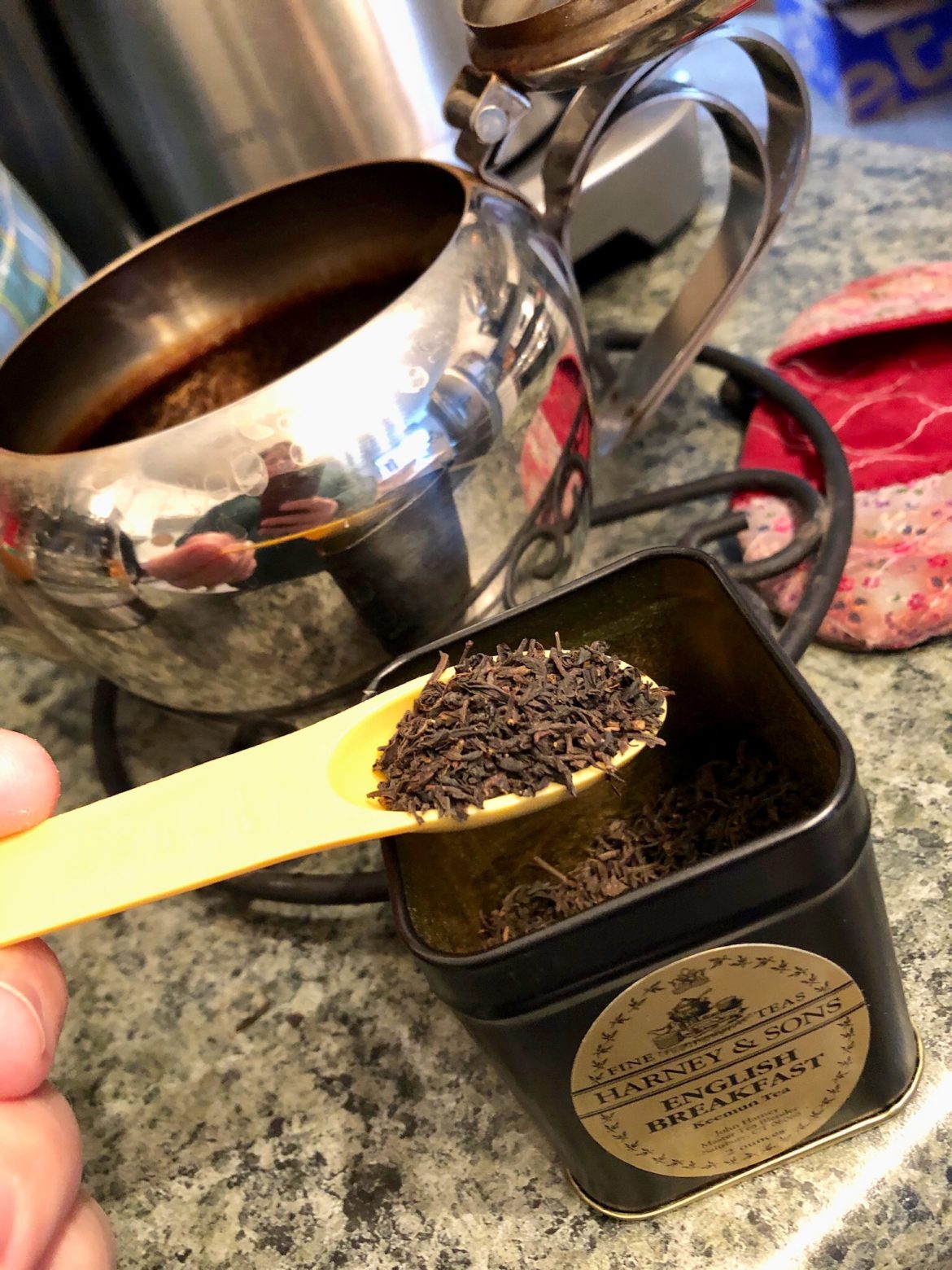 How to Brew The Perfect Authentic “Proper Cuppa” Sugar, Spice and Yarn